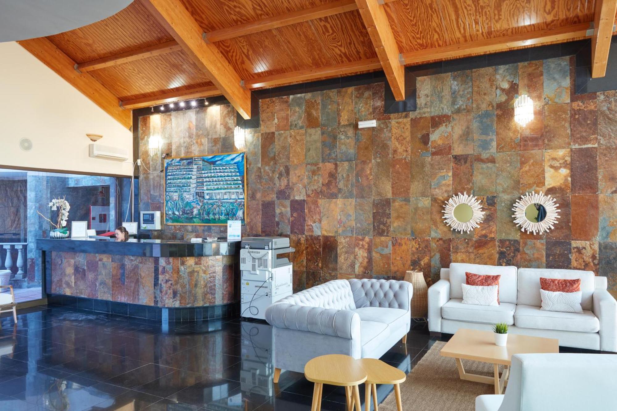 Hotel Chatur Palmera Mar 아마도레스 외부 사진
